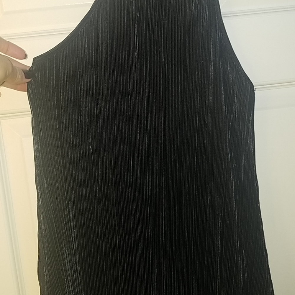 Brand new black dress - Picture 5 of 8